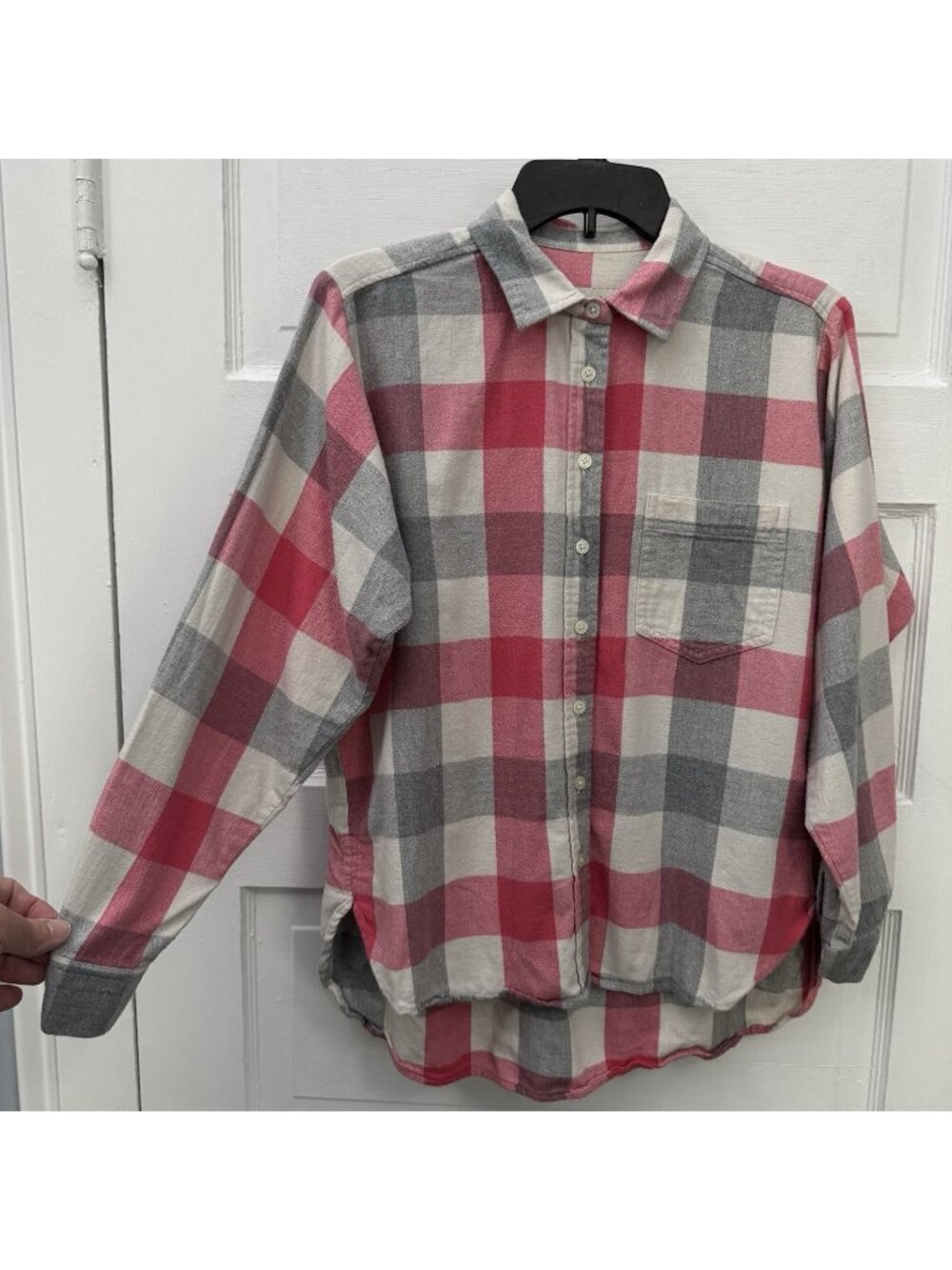LOFT Plaid Button Up Shirt Women’s Small Pink Gray Cotton Long Sleeve Pocket